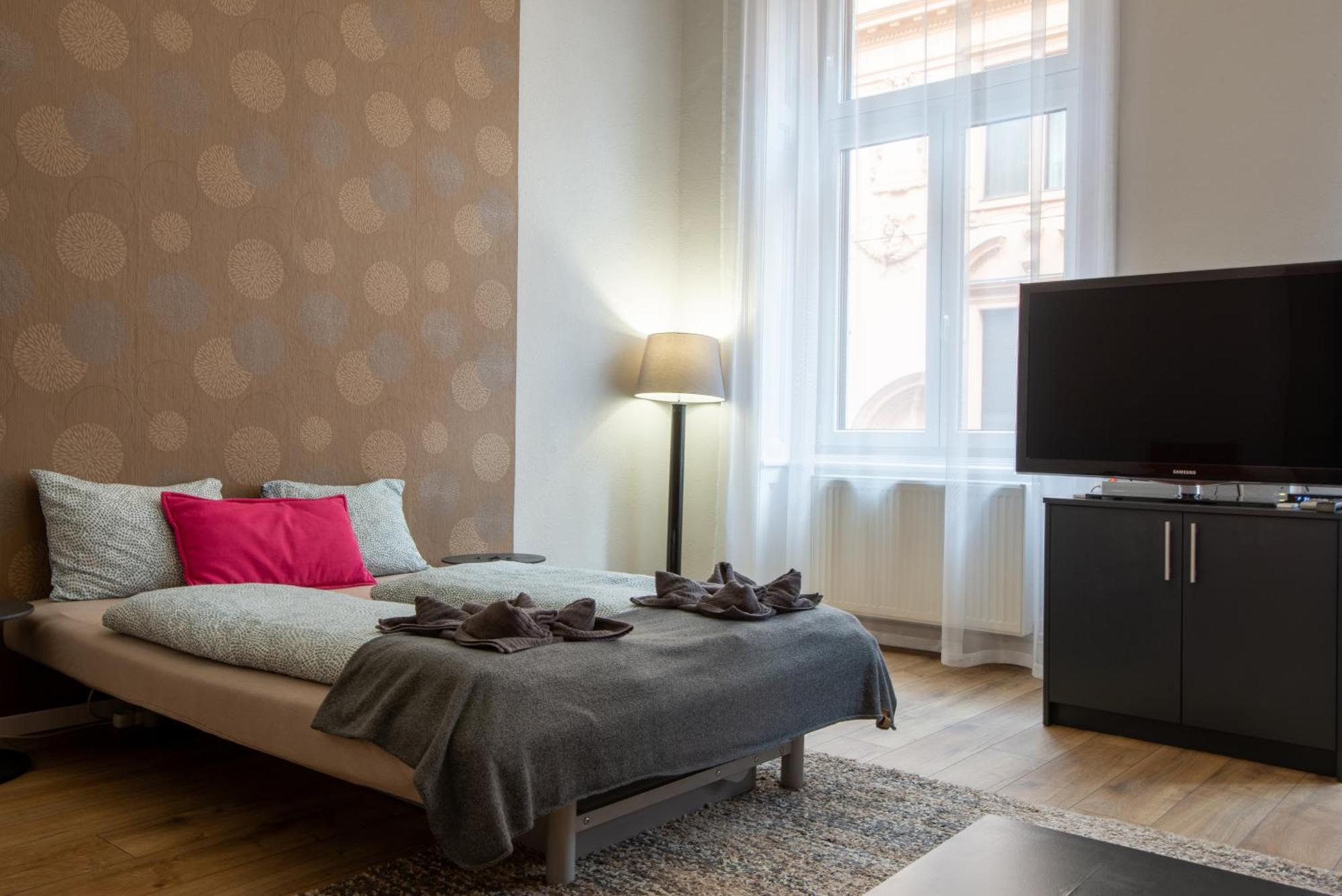 City Center Apartment Budapest Bagian luar foto