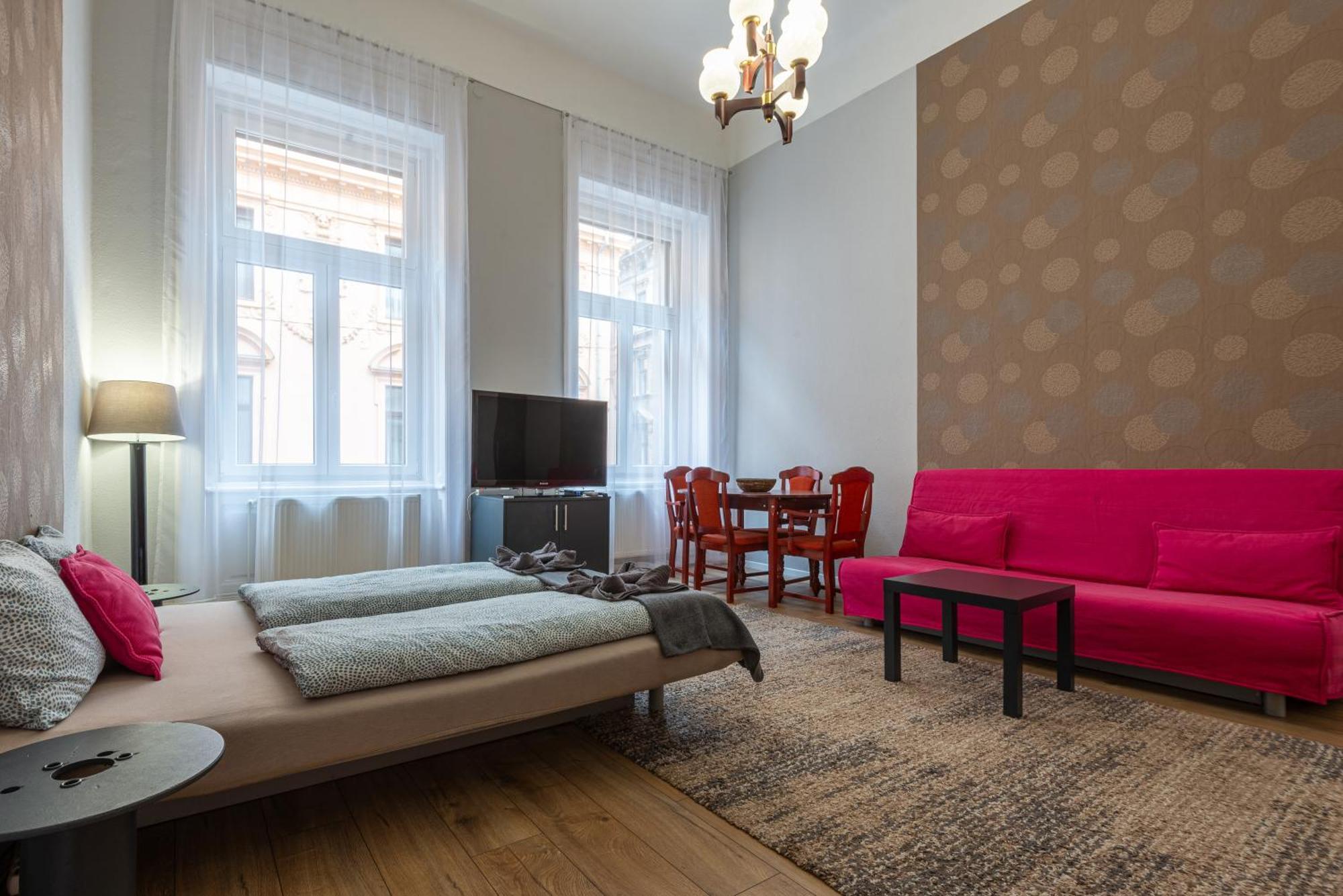 City Center Apartment Budapest Bagian luar foto