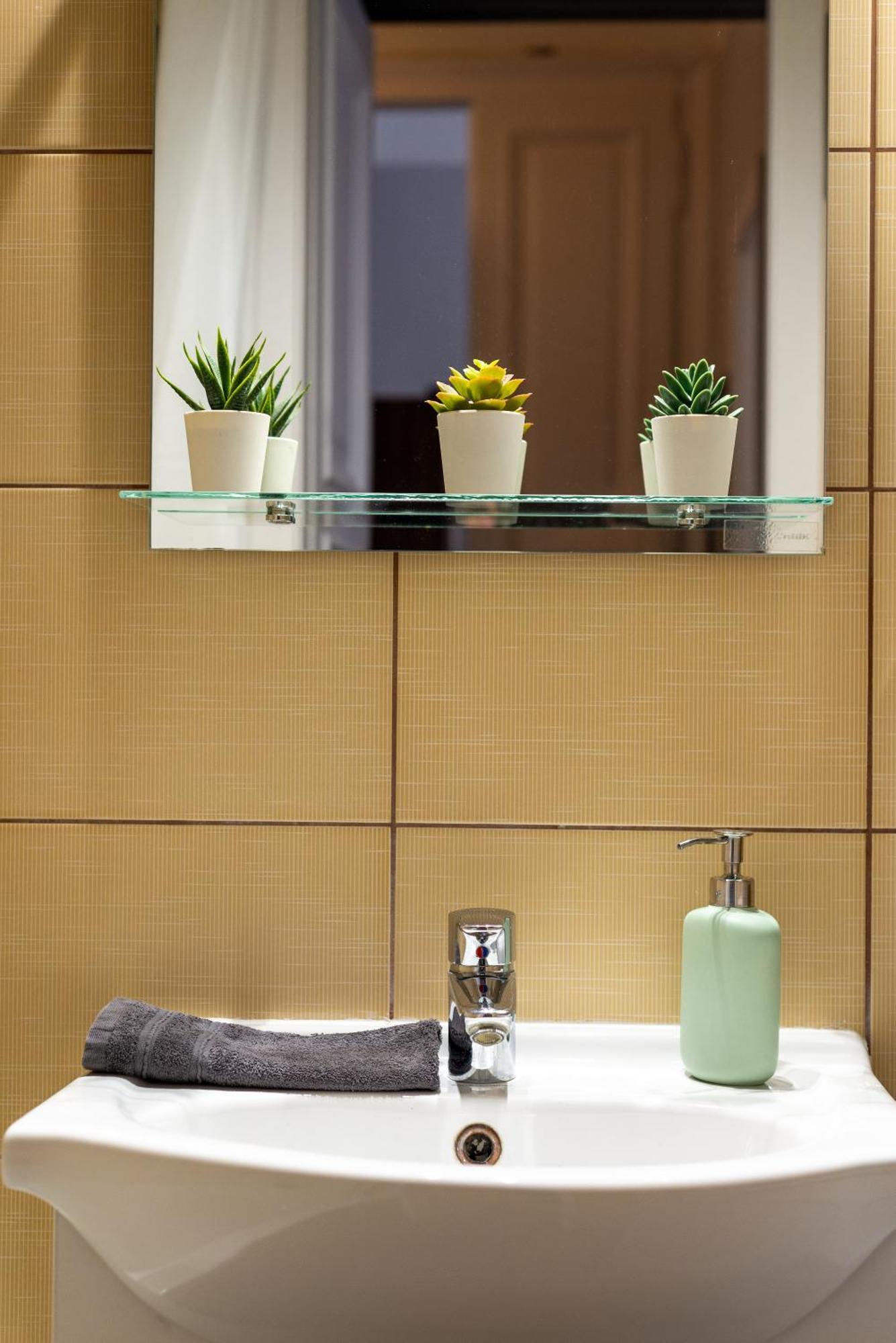 City Center Apartment Budapest Bagian luar foto